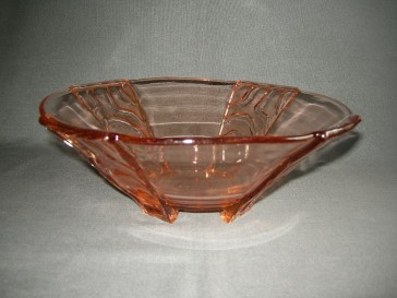 Gebruikt glas - kristal rose 098. schaal