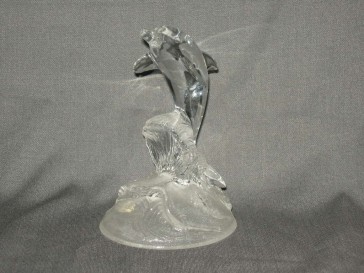 Gebruikt glas / kristal dolfijn