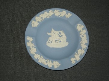 Wedgwood Jasperware blauw 058. asbakje O11,3 cm.