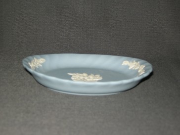 Wedgwood Jasperware blauw 066. ovaal schaaltje