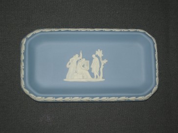 Wedgwood Jasperware blauw 072. rechthoekig schaaltje