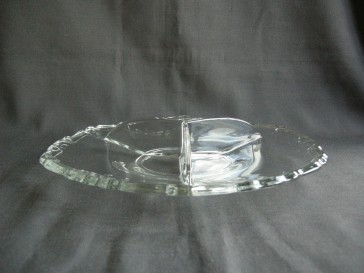 Gebruikt glas - kristal presenteerschalen 008. 3-vakschaal O26,5 cm.