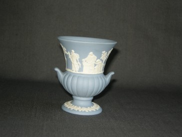 Wedgwood Jasperware blauw 083. lepelvaasje