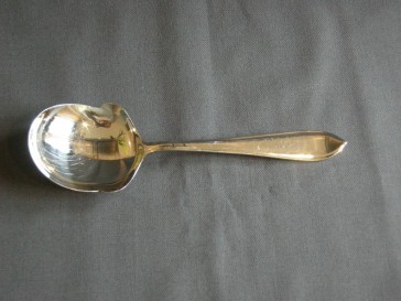 Sola GZ model 430 puntfilet aardappellepel