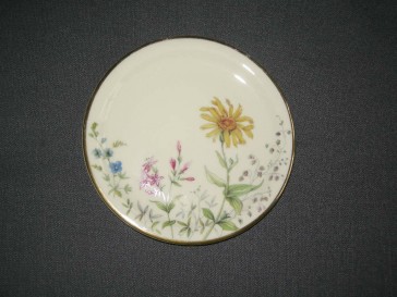 Krautheim Wiesengrund & Bergeshöh'n cakebordje O12,5 cm. decor gele bloem