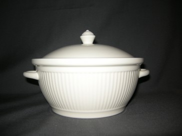Wedgwood Windsor dekschaal 1 ltr.