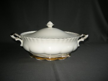 Royal Albert Val d'Or dekschaal