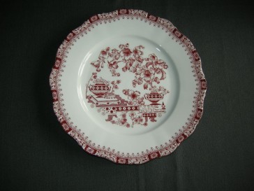 Seltmann & Weiden Theresia rood dinerbord O24 cm.