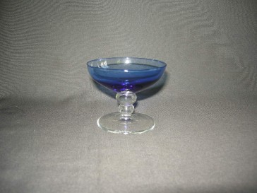 Kristalunie Maastricht carnavalsglas K11 blauw