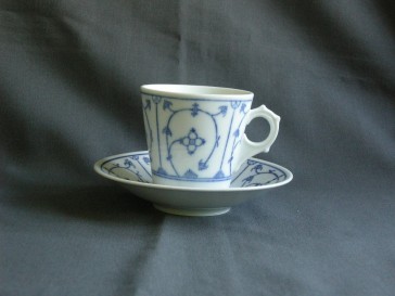Jäger Blau Saks koffiekop & schotel O8 platte schotel