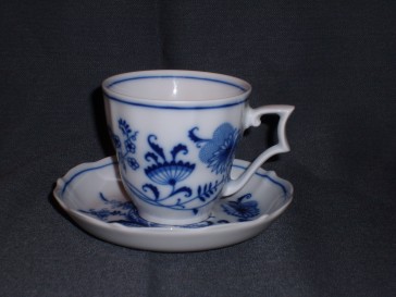 Oscar Schaller & Co. Bavaria. Zwiebelmuster koffiekop & schotel