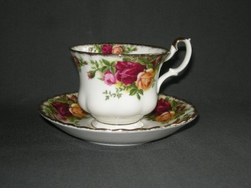 Royal Albert Old Country Roses kop & schotel groot