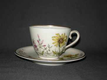 Krautheim Wiesengrund & Bergeshoh'n kop & schotel O8 décor J
