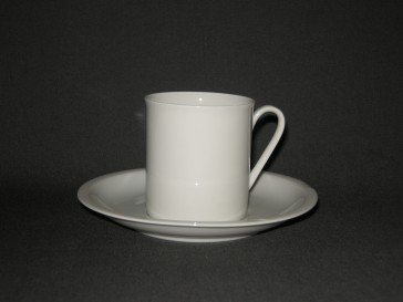 Arzberg spierwit glad 001. koffiekop & schotel