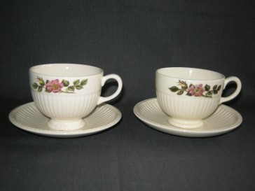 Wedgwood Briar Rose kop en schotels O9 cm. met mankementjes