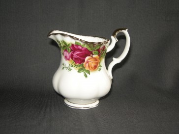 Royal Albert Old Country Roses melkkannetje klein