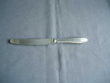 Gero Zilmeta model 718 puntfilet mes 24,8 cm. met kartel 21,3 cm.