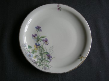 Krautheim Wiesengrund & Bergeshöh'n dessertbord scene B 