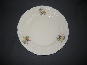 Rosenthal Sanssouci roomwit met bloemetjes ontbijtborden