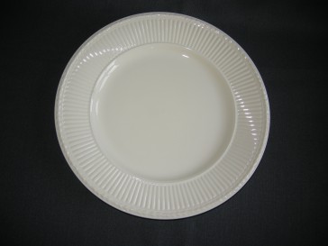 Wedgwood Edme plain ontbijtbord O20,5 cm.