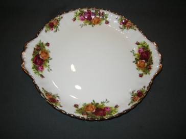 Royal Albert Old Country Roses gebakschaal 26,5 x 23,5 cm., bakfoutje in goudkleurig randje