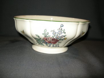 Villeroy & Boch Alt Strassburg oud stempel saladeschaal op voet O21,5 cm. 