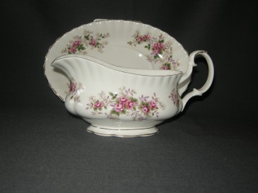 Royal Albert Lavender Rose sauskom met losse onderschotel