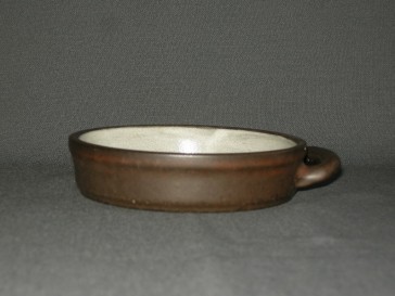 Lucie Q. Bakker Quirina bruin schaaltje 1 oor O12,5 cm.