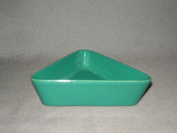 Arabia Kilta groen schaaltje 3-hoek 12,5 x 12,5 x 3,5 cm.