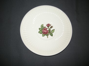 Wedgwood Moss Rose schotel O16,8 cm.