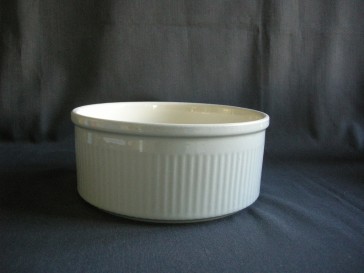 Petrus Regout parafeu grijs 001. souffleschaal O20 cm.