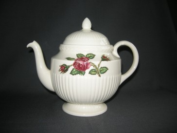Wedgwood Moss Rose theepot 1,2 ltr.