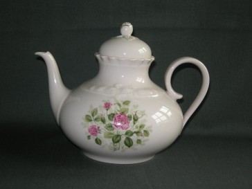Hütschenreuther Porcelaine Rose decor kleine rozen theepot