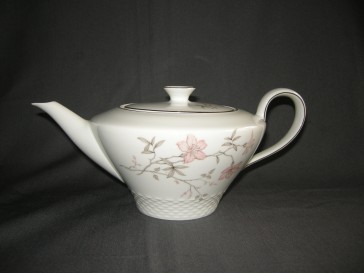 Johann Haviland W885 model Raymond Loewy theepot