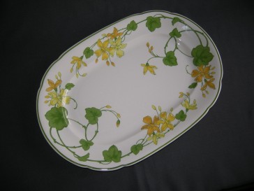 Villeroy & Boch Geranium vleesschaal 39,5 x 27 cm.