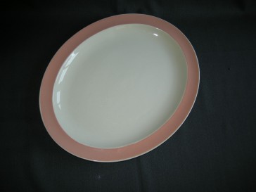 Boch Frères Keralux pastel zalmrose vleesschaal