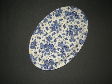 Societe Ceramique Beatrix presenteerschaaltje met rand 25 x 16 x 2 cm. met beschadiging