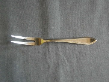 Sola GZ model 430 puntfilet vleesvorkje