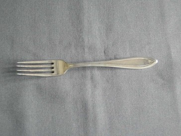 Keltum P2 Enkel puntfilet verzilverd vork 18 cm.
