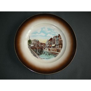 Societe Ceramique decor 1675 met bruine rand 003. Leeuwarden
