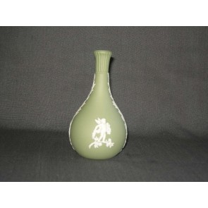 Wedgwood Jasperware groen 008. vaasje