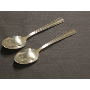 Gebruikt bestek diverse 012. verzilverde dessertlepels