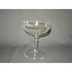 gebruikt glas / kristal glazen 012 d. 3 coupes O7,8 cm.