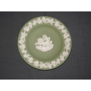 Wedgwood Jasperware groen 014. bordje