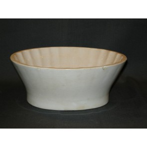 diverse puddingvormen 041. Societé Ceramique fruit 23,5 x 20 x 9,5 cm.