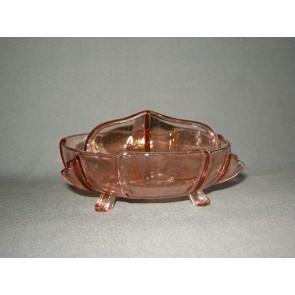 Gebruikt glas - kristal rose 096. 3-vakschaal op pootjes