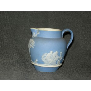 Wedgwood Jasperware blauw 016. melkkannetje hoogte 6,5 cm.