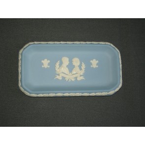 Wedgwood Jasperware blauw 047. rechthoekig schaaltje Royal Wedding july 1981