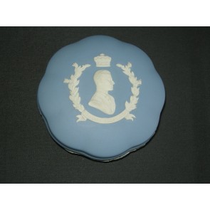 Wedgwood Jasperware blauw 048. dekseldoosje H.R.H. Duke of Edinsburgh