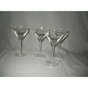 gebruikt glas / kristal glazen 536. 3 coupes / likeurglazen